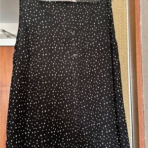 EVRI Black A-Line Skirt with White Dot Print